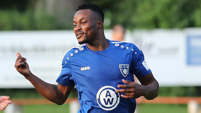 Der Markdorfer Doppeltorschütze Austyn Adebayo Adefeyiju kann sich über den 3:1-Auswärtssieg bei den Sportfreunden Owingen-Billafingen ...