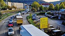 Wer nach oder durch Waldshut fahren will, muss oft viel Geduld mitbringen. Gerade in den Morgen- und Abendstunden staut es sich oft auf ...