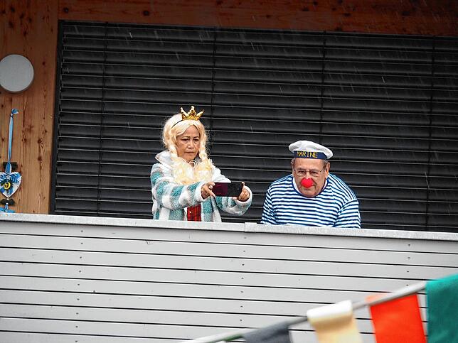 Bild 16: Bilder der Rathausstürmung: Bürgermeister Morasch verliert Dreizack der Macht bei Lottstetter Fasnacht