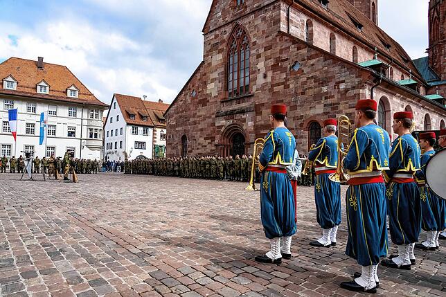 Bild 26: Bilder der beeindruckenden Bundeswehr-Parade vor dem Villinger Münster