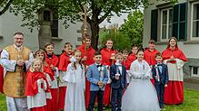 Bild : Heiliges Sakrament: Alle Bilder zur Kommunion und Konfirmation im Raum Stockach