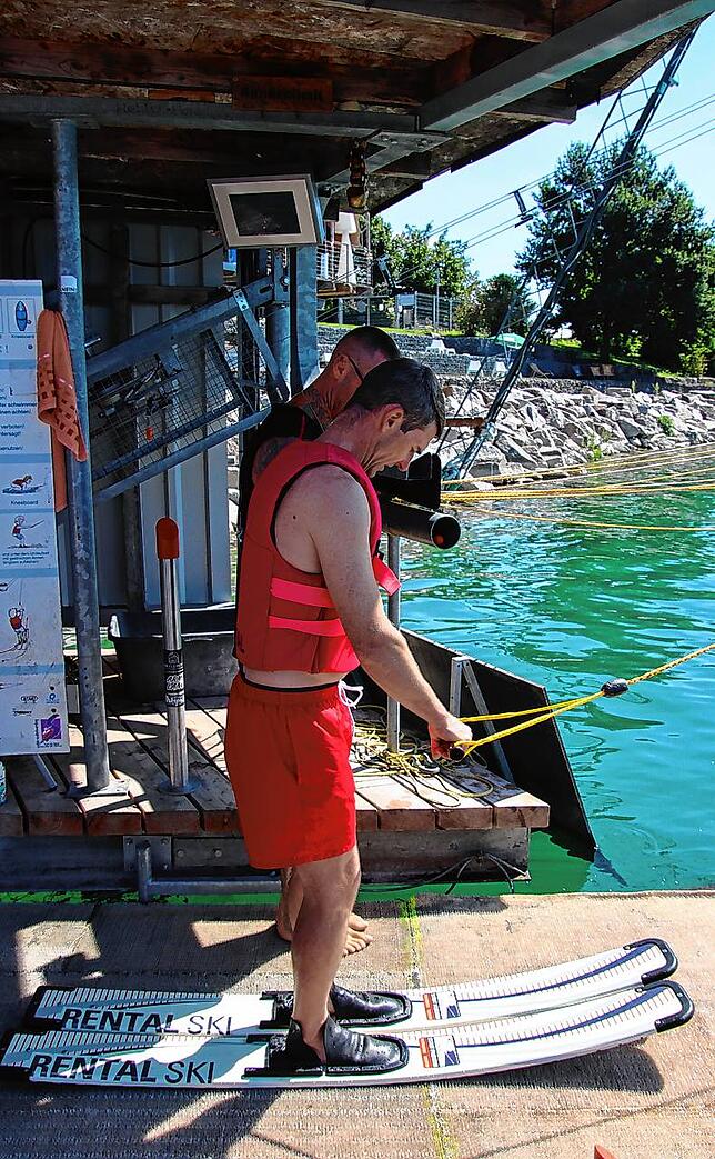 Tobias Keller hat bereits zwei Mal Wasserskifahren probiert.