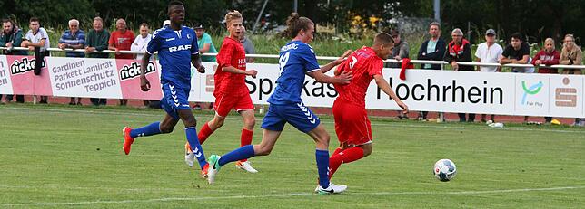 Bild 16: SC Freiburg U17 mit Luis Weber und Marek Bleise besiegen den FC Winterthur U18 mit 5:1 &ndash; und wir haben die Bilder!