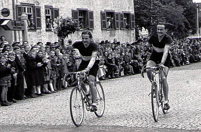 Erich (links) und Hubert , hier bei einem Rennen in Trossingen, feierten in den 1950er-Jahren Erfolge, waren bekannt als die ...