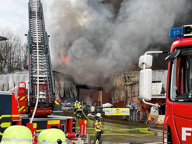 Bild 10: Bilder vom Großbrand in Wehr