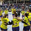 Freudentanz in fremder Halle: Die Spielerinnen des SV Allensbach bejubeln den Auswärtssieg.