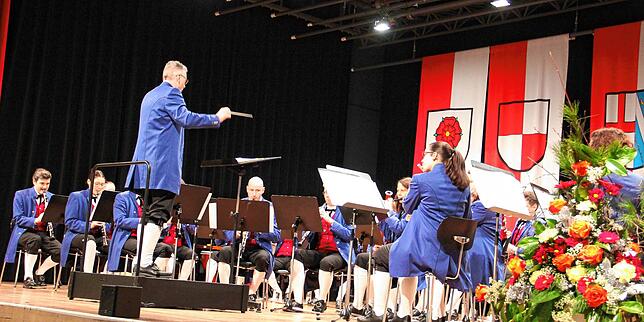 Die Stadtkapelle Radolfzell unter der Leitung von Kuno Rauch begleitet den Neujahrsempfang musikalisch.