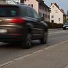 Autos auf der dicht befahrenen Radolfzeller Straße: Die Westumfahrung soll unter anderem Entlastung für die Anwohner bringen (Archivbild).