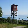 Ein Wahrzeichen hat ausgedient: Nach fast 47 Jahren wurde der alte Traubenwachturm abgerissen und wird durch einen modern gestalteten ...