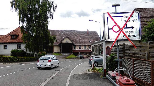 Zwischen Montag, 4. August, und Freitag, 15. August, bleibt die Hubertshofener Straße in Wolterdingen, jenseits der Breg, aufgrund von ...