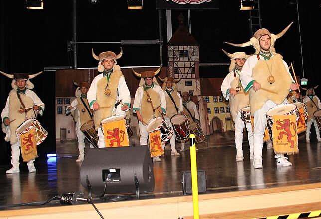 Bild 5: Clowns, wilde Tiere und Zauberer in der Manege: So feierten die Bräunlinger Narren ihren Zunftball 2019