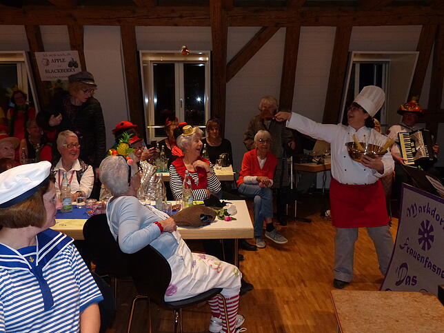 Bild 18: Alle Bilder zur Frauenfasnet der Katholischen Frauengemeinschaft Markdorf (1)