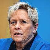 Die Kultusministerin Susanne Eisenmann sieht Schulen und Lehrkräfte nun besser gerüstet.
