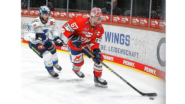 Neuzugang Tomas Zaborsky erzielte den ersten Treffer für die Wild Wings. Am Ende mussten sich die Schwenninger jedoch mit 2:4 geschlagen ...