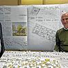 Oberbürgermeister Jan Zeitler (links) und Thomas Sorg, Projektleiter für den Grundstückseigentümer Wacker Neuson AG, am Entwurfsmodell. ...