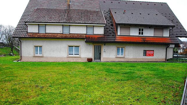 Dieses Haus in Harpolingen, das sogenannte Dietzighaus, will die Stadt für die Anschlussunterbringung von anerkannten Flüchtlingen kaufen.