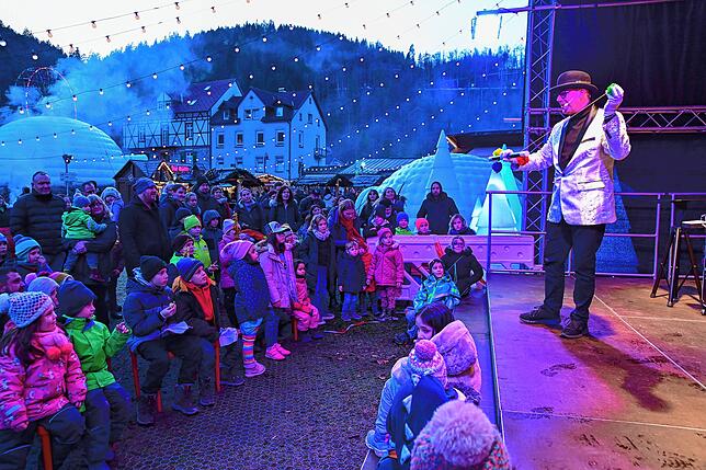 Bild 11: Ausgezaubert: Eine Million Lichter sind jetzt erloschen
