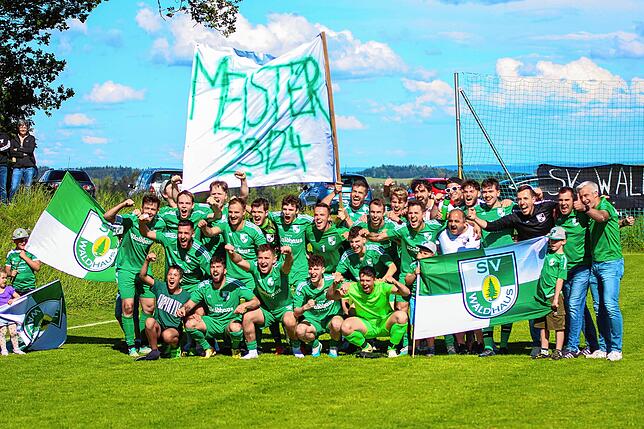 Bild 1: SV Waldhaus holt sich mit 1:0 beim FC Dachsberg den Meistertitel – und wir haben Bilder (Teil 1)!