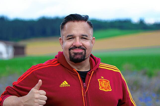 Bild 6: Die Fans stimmen die Spanier auf das Finale ein – wir haben Bilder!