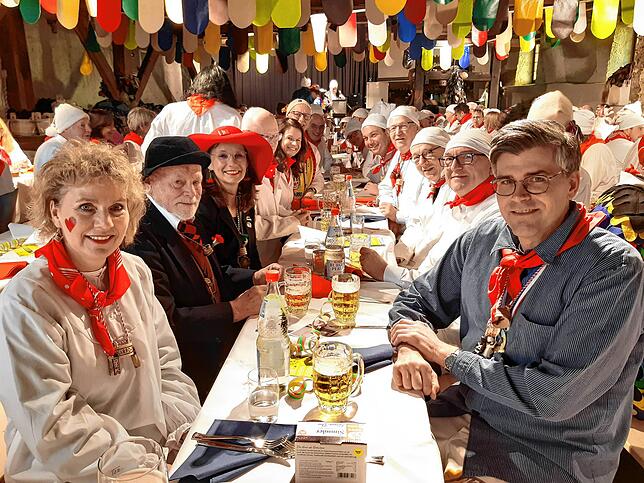 Bild 13: Diese Tradition hat Bestand: Bilder vom Heringsessen in Waldshut