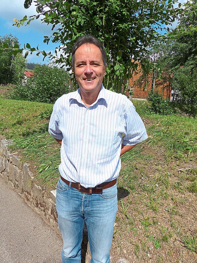 Er darf stolz auf seinen Sohn sein: Thomas Koepfer. Dominik erreicht binnen kurzer Zeit den Sprung in die oberen Klassen des Tennissports.