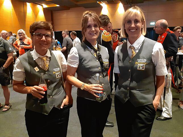 Bild 22: OB-Wahl: Das sind die Bilder der Wahlparty in der Stadthalle