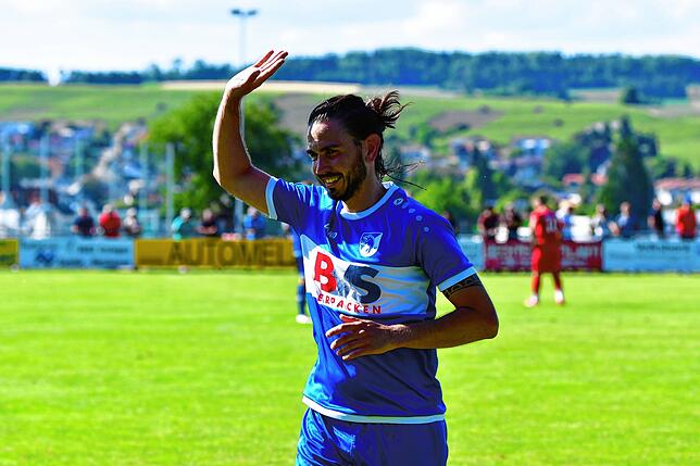 Treue Gesellen: Julian Göbel, eigentlich schon Fußball-Rentner beim FC Erzingen, hilft am Sonntag gegen den SV Au-Wittnau genauso aus ...