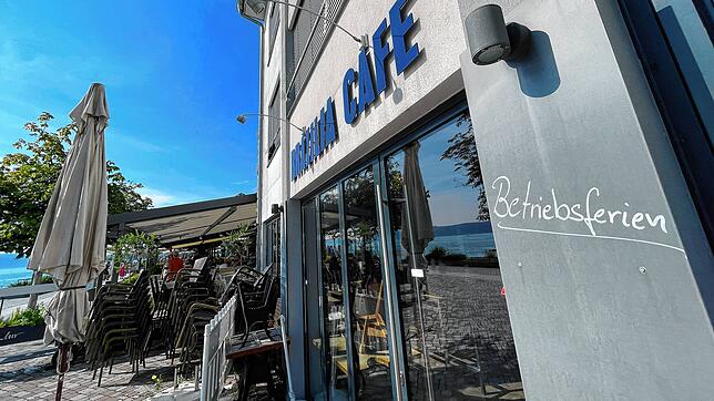 August 2024, bestes Sommerwetter an der Promenade: Das Geschäft boomt. Das „Brazilia Café“ hat Betriebsferien. Doch nicht erst seit ...