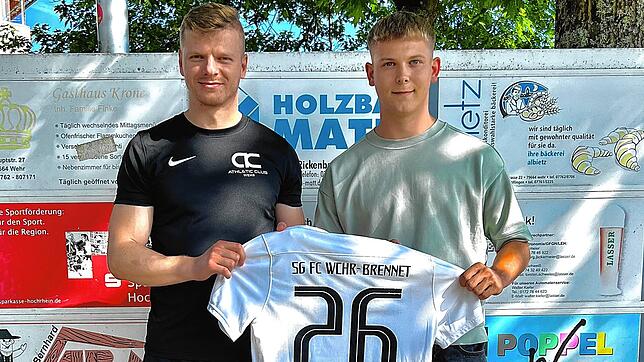 Tore sind sein Hobby: Anes Kljajic (rechts) traf für Bezirksliga-Meister TSV Frommern 31 Mal in 20 Spielen. Nun hat er Zweitspielrecht ...