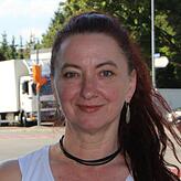 Karin Simmoleit, Anwohnerin: „“Manche Radfahrer pochen auf ihr Recht, aber riskieren ihr Leben.“
