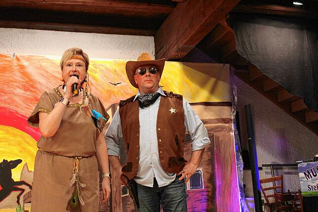 Gela und Martin führten durch das Programm.