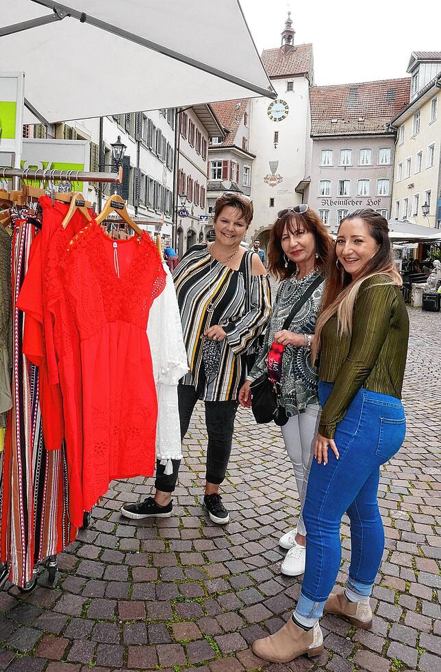 Bild 3: So verlief der erste Einkaufs-Samstag in Waldshut nach Öffnung der Grenze