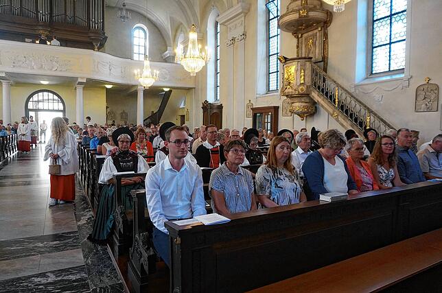 Bild 11: So schön war die Glockenweihe
