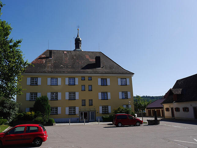 2019: Und so sieht das Hilzinger Rathaus bis heute aus.