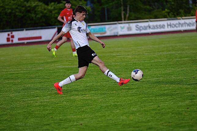 Bild 11: FC Tiengen 08 und FSV Rheinfelden trennen sich 1:1 – wir haben Fotos!