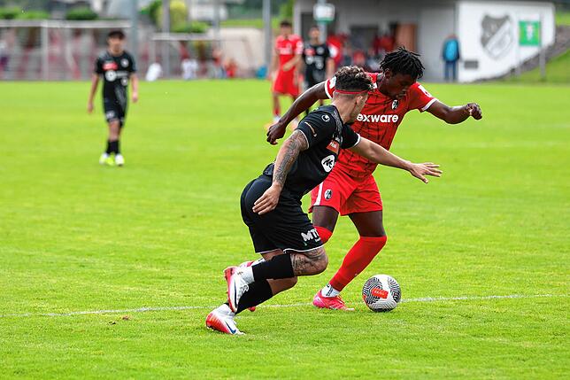 Bild 17: U19 des SC Freiburg gewinnt Test in Eggingen gegen den SV Schaffhausen mit 4:1 – wir haben Fotos!