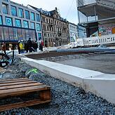 Vor dem Lago und dem Bahnhof wird gebaut. Im Januar werden dort Ausgrabungen stattfinden.