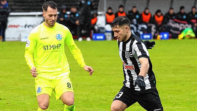 Nach fünf Jahren beim FC 08 Villingen gibt Ergi Alihoxha (rechts) am Samstag seine Abschiedsvorstellung im Trikot der Nullachter. Dabei ...