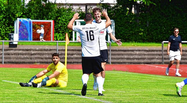 Bild 1: SG FC Wehr/Brennet besiegt den TuS Stetten mit 7:1 – und wir haben Fotos