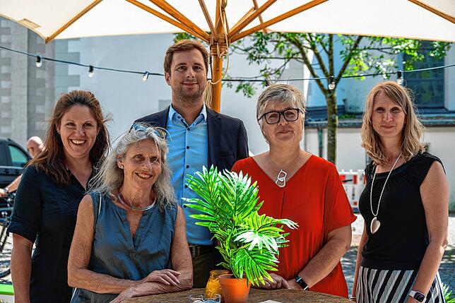 Sarah Baltes, Regine Ankermann, Andreas Hein, Petra Schömer und Ines Weber freuen sich über ein gelungenes Kulturufer.