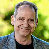 Bernhard Stengele, ehemaliger Schauspieler und Umweltminister in Thüringen, berichtet von seinen internationalen Erfahrungen.