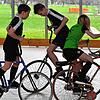 Meisterbuben: Kimi Schrott (rechts) und Jonathan Kranz vom RSV Wallbach holten sich den Meistertitel bei den U15-Radballern.