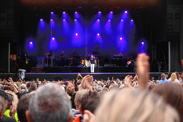Bild 2: Bilder von Simply Red beim Schloss Salem Open Air &ndash; Teil 1