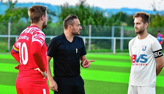 Bild 6: FC Schlüchttal siegt 3:2 beim FC Erzingen &ndash; und wir haben Bilder!