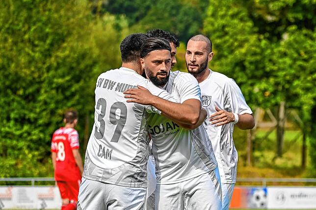 Bild 24: SV Blau-Weiß Murg besiegt den FC Schlüchttal mit 4:1 – und wir haben Bilder!