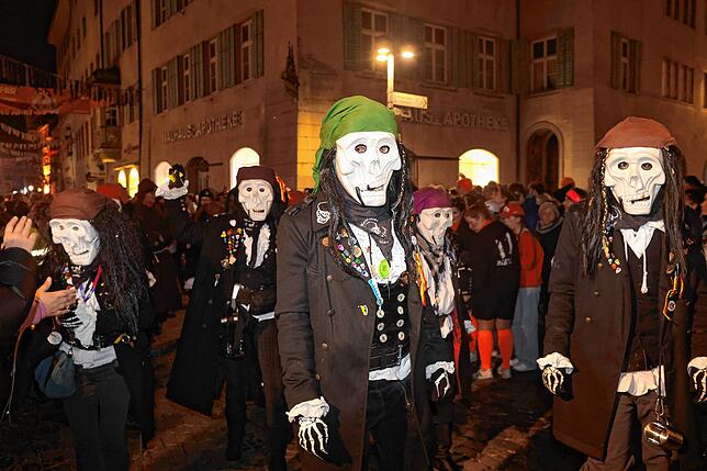 Bild 5: Butzenlauf 2025: Das sind die spektakulärsten Bilder der Konstanzer Fasnacht – Jetzt ansehen