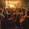 Toller Abschluss abseits der Hauptbühne: Beim letzten Konzert auf der Atlantis-Bühne singt der junge Stuttgarter Musiker Edwin Rosen.