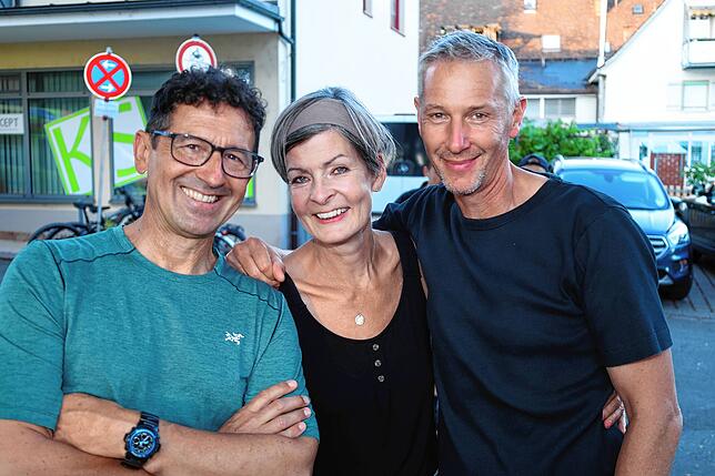 Bild 3: Feierlaune mit der Gretle-Band beim Dettinger Dorffest - hier gibt’s die schönsten Bilder