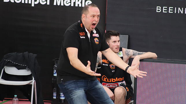 Findet nach Abschluss der Saison deutliche und überaus kritische Worte: Alen Velcic, Trainer des Basketball-Zweitligisten Panthers ...