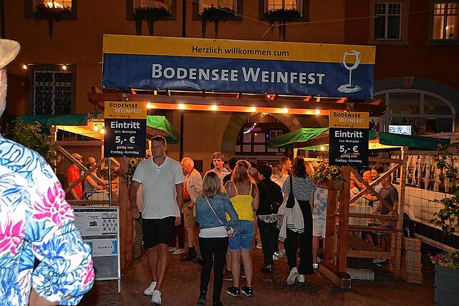 Bild 13: Das 47. Bodensee Weinfest in Meersburg ist eröffnet